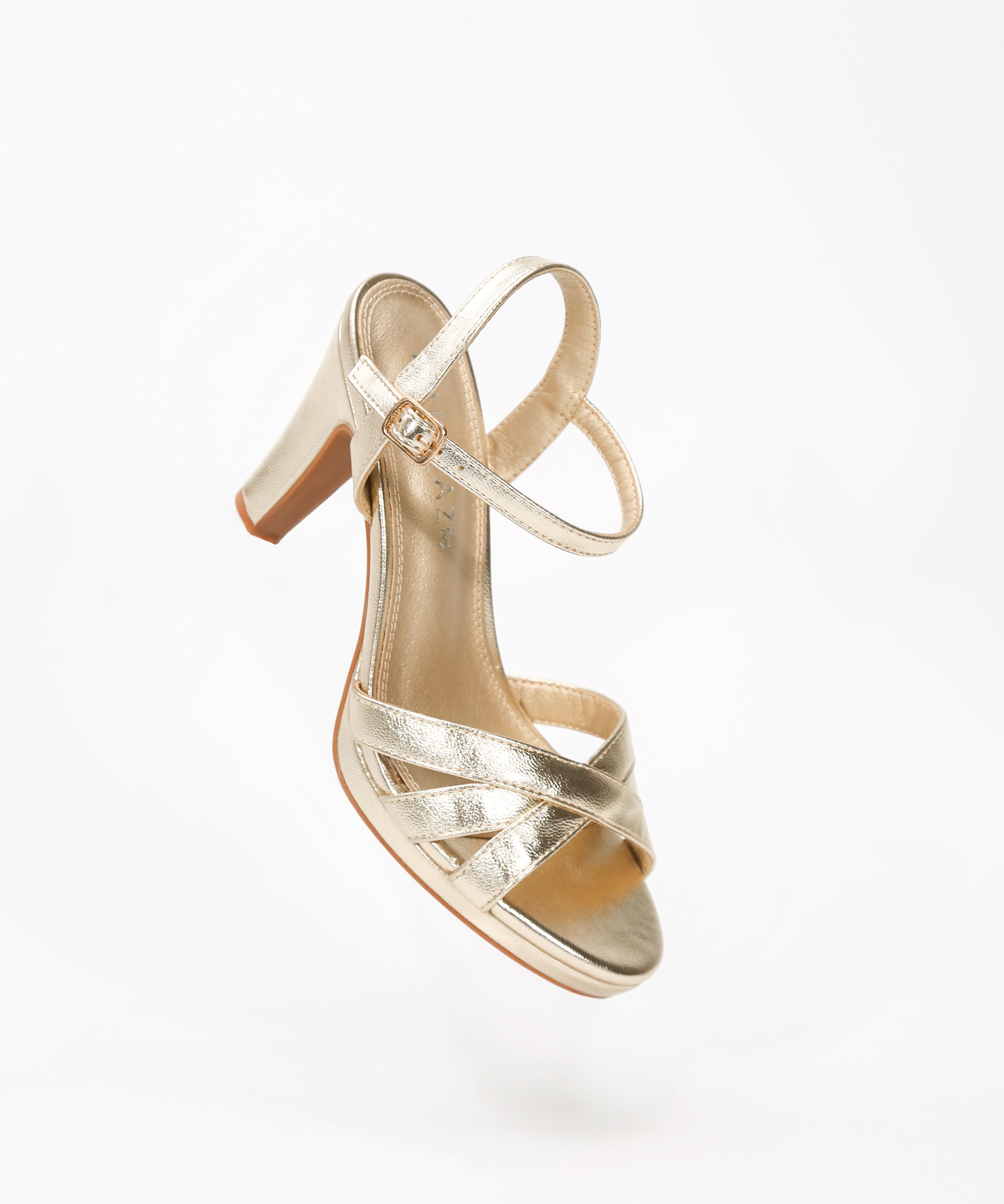 Sandália plataforma com tiras image number null